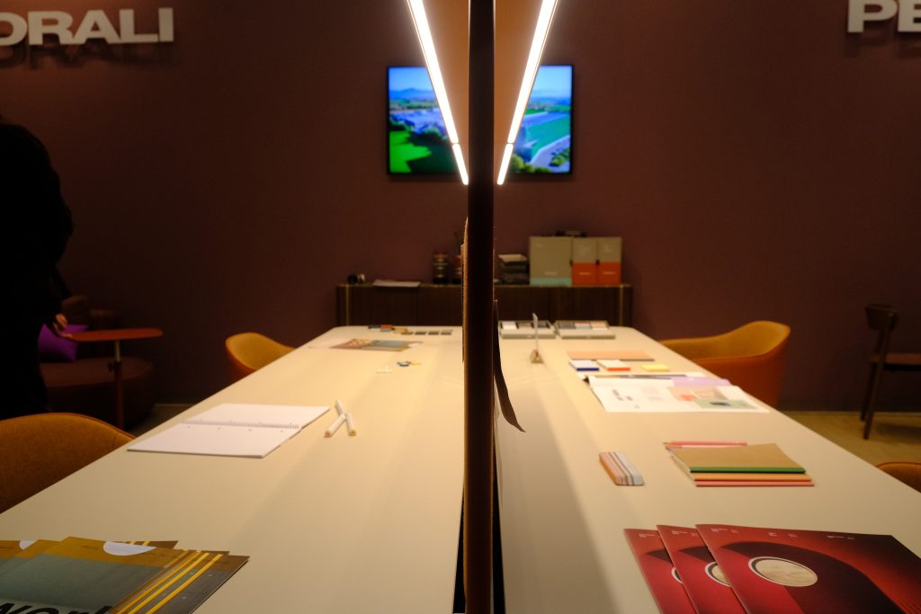 Workspace design show 2026 (183) workstation