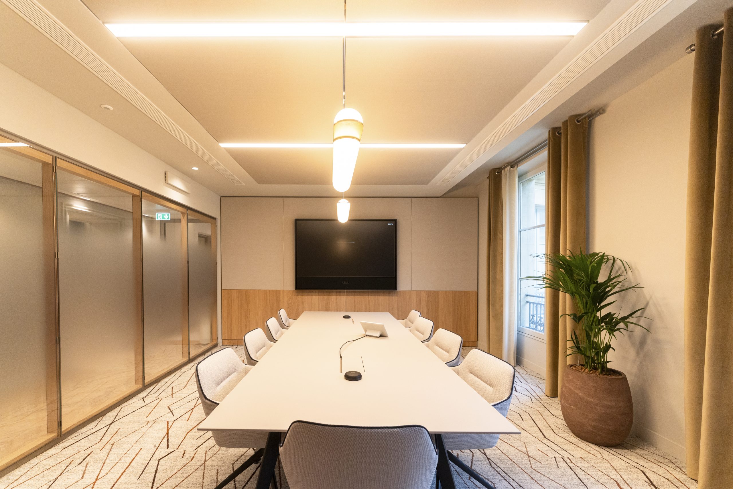 Winston & Strawn's office